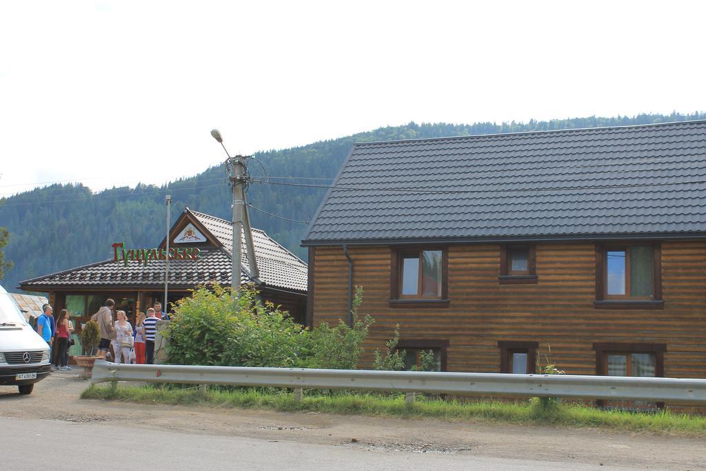 Cottage U Yaremy Mykulychyn Extérieur photo